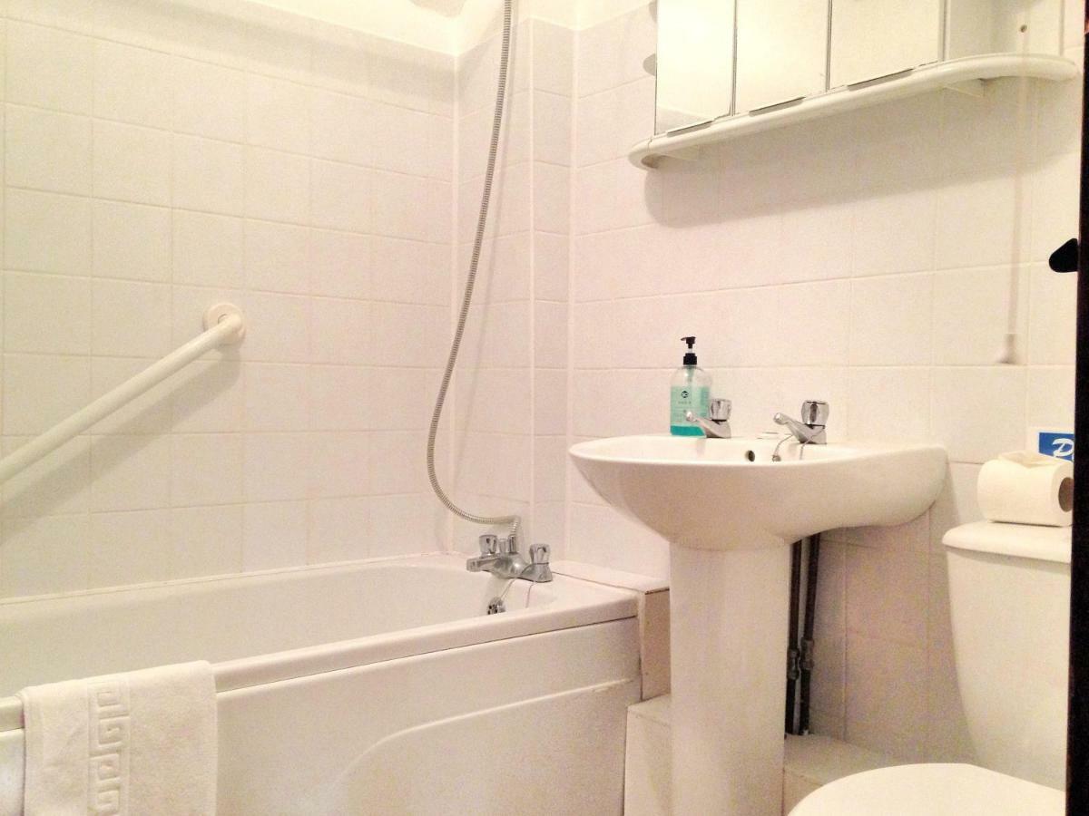 Rose Cottage Musbury Dış mekan fotoğraf